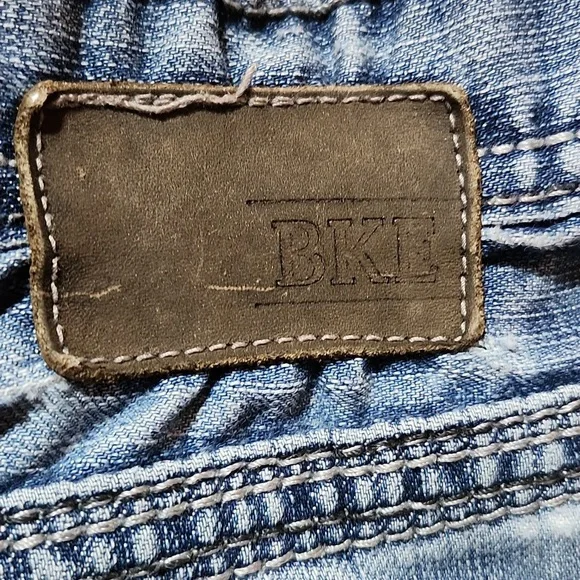BKE SETH EMBROIDERED BOOT-LEG DENIM JEAN SIZE 42 - Picture 4 of 15
